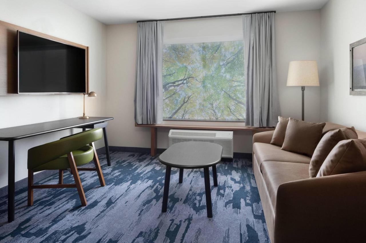 Fairfield Inn & Suites By Marriott Kenosha Плезънт Преъри Екстериор снимка