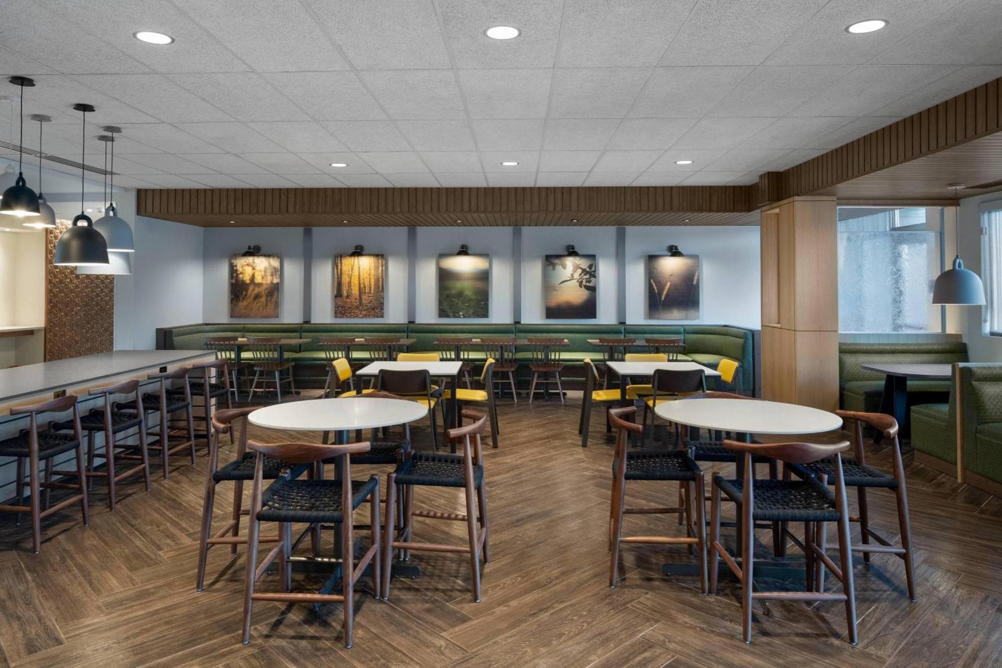 Fairfield Inn & Suites By Marriott Kenosha Плезънт Преъри Екстериор снимка
