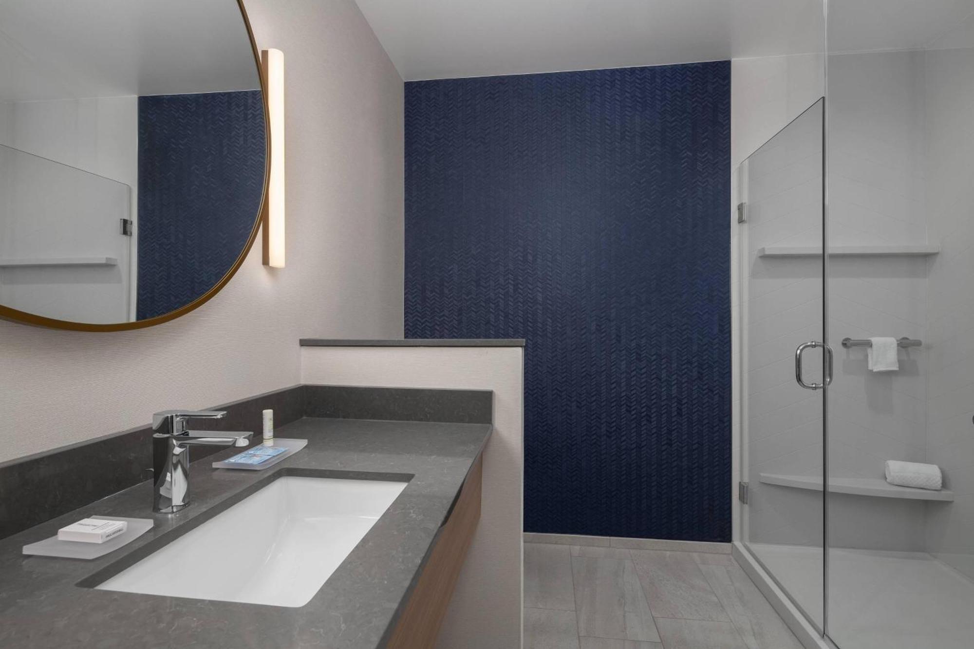 Fairfield Inn & Suites By Marriott Kenosha Плезънт Преъри Екстериор снимка