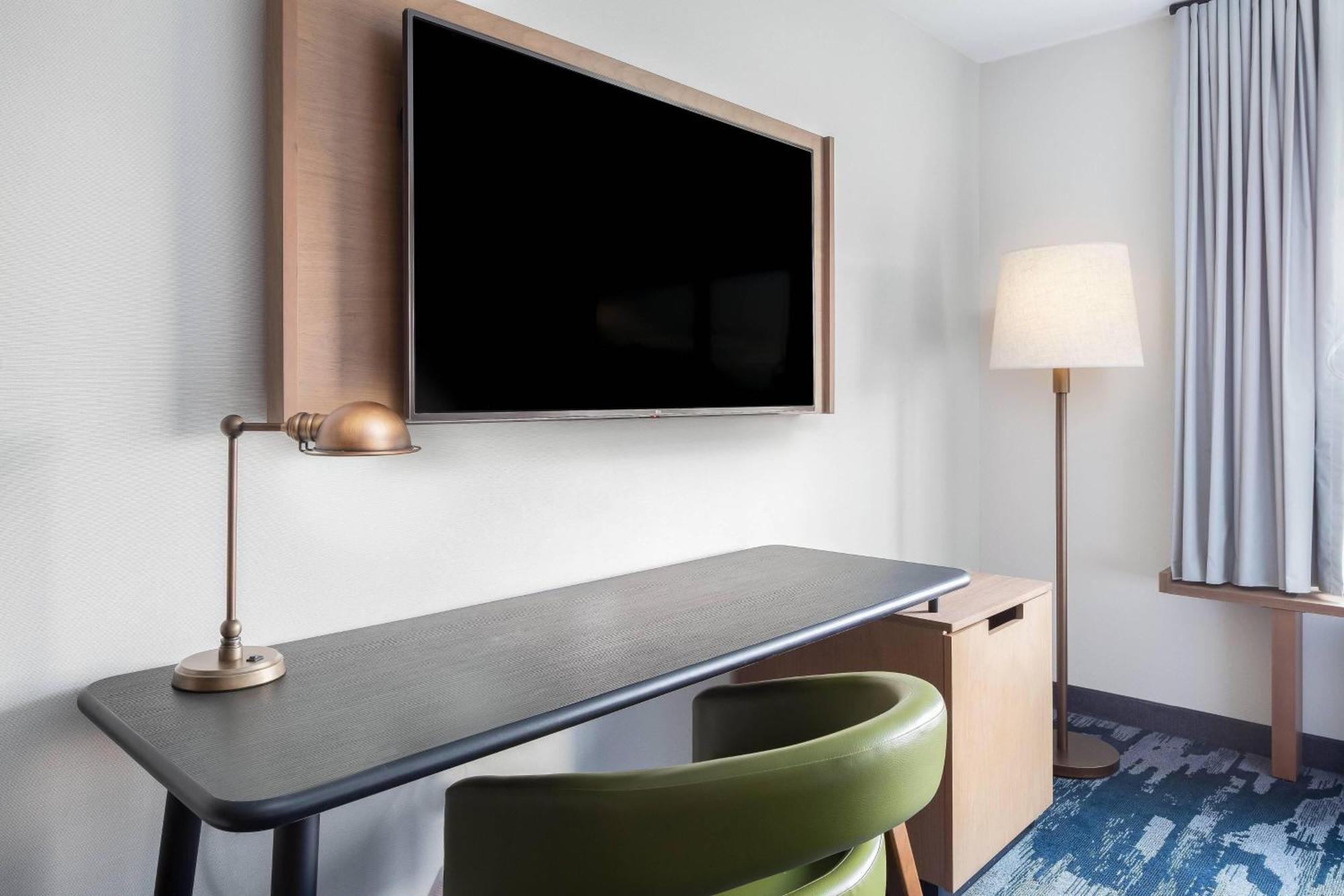 Fairfield Inn & Suites By Marriott Kenosha Плезънт Преъри Екстериор снимка